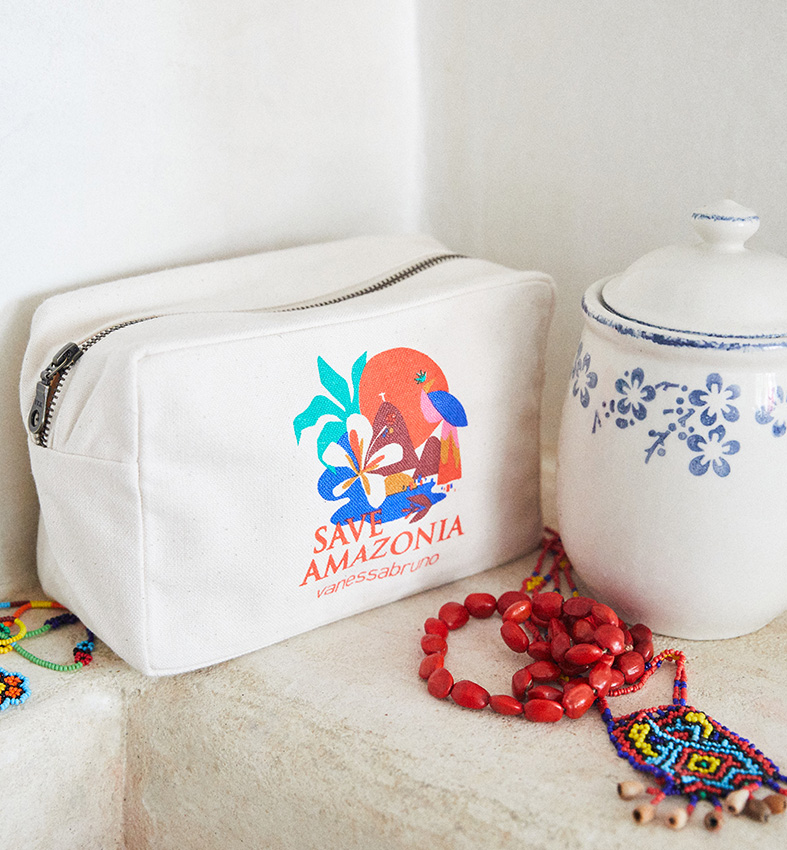 UNE COLLECTION SOLIDAIRE​